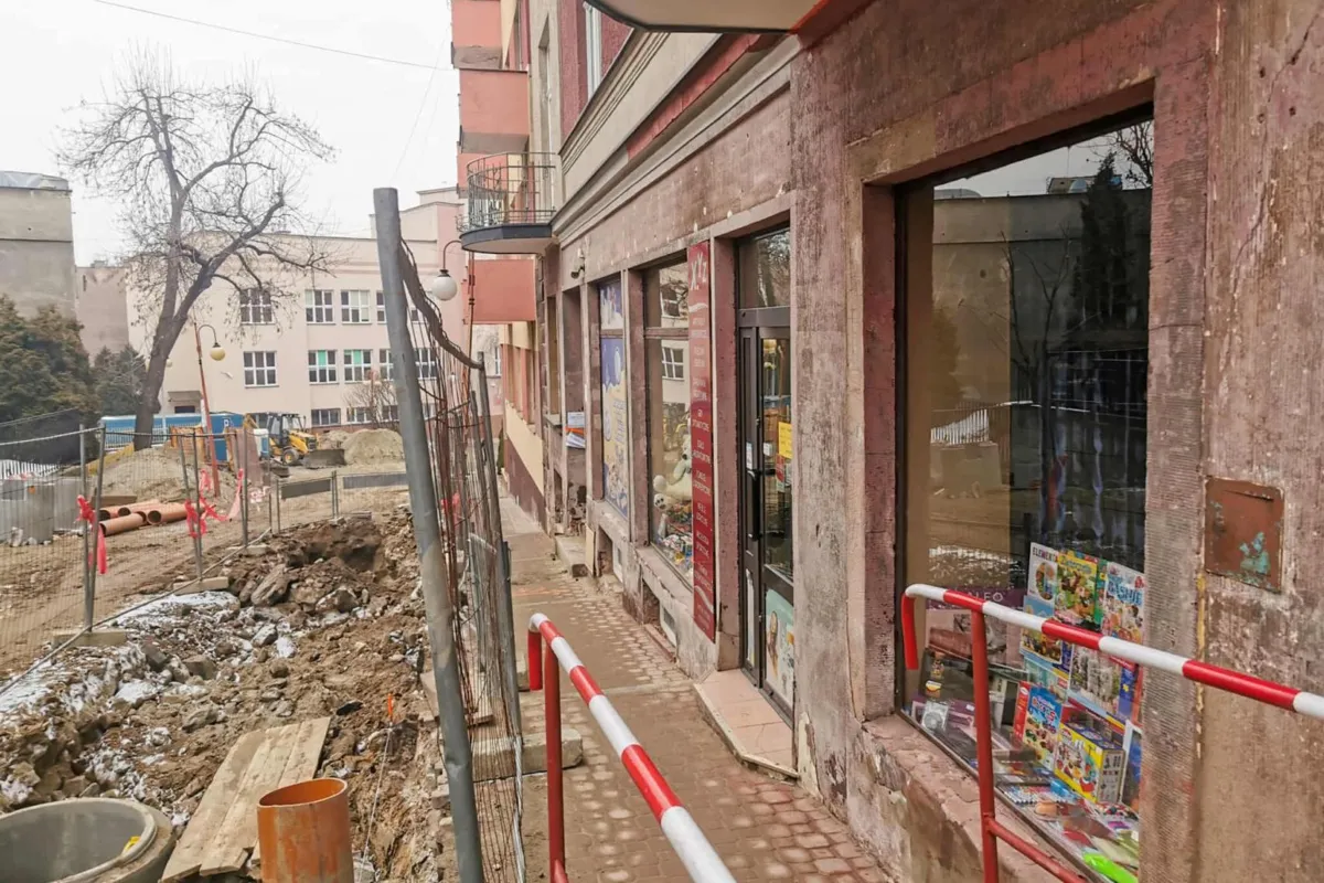 Remont uliczki w centrum Tarnowa okazał się dla nich koszmarem