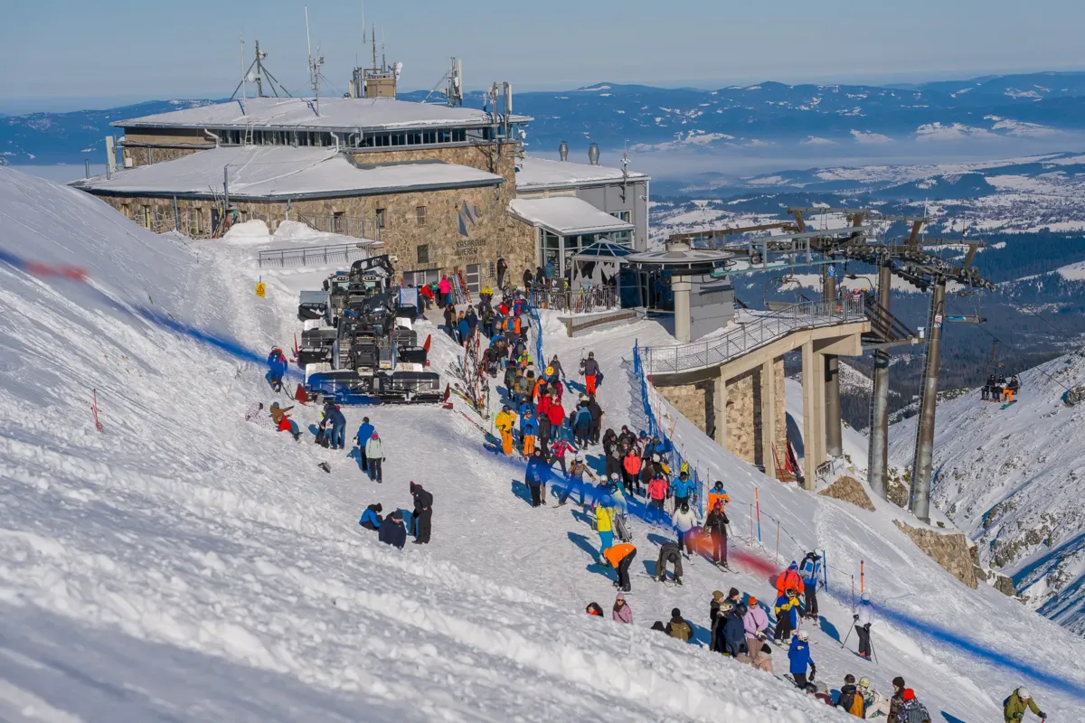 Po raz pierwszy w sezonie otwarto trasę narciarską w Dolinie Goryczkowej
