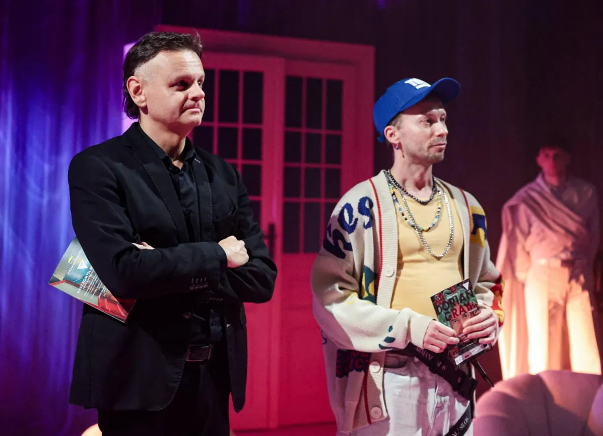 Dorian Gray w wersji 3.0. Teatr Nowy Proxima łączy Oscara Wilde’a z AI i obsesją nieśmiertelności