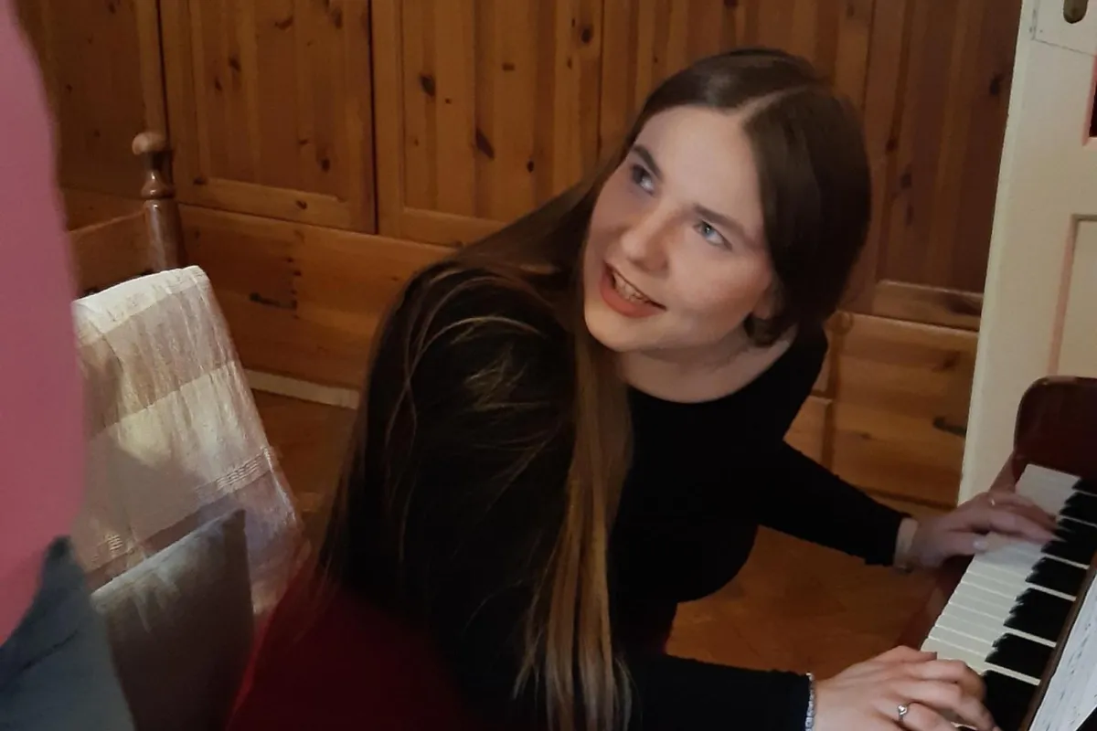 Muzyka, która przenika życie. "Skok przez mur" - reportaż Ewy Szkurłat