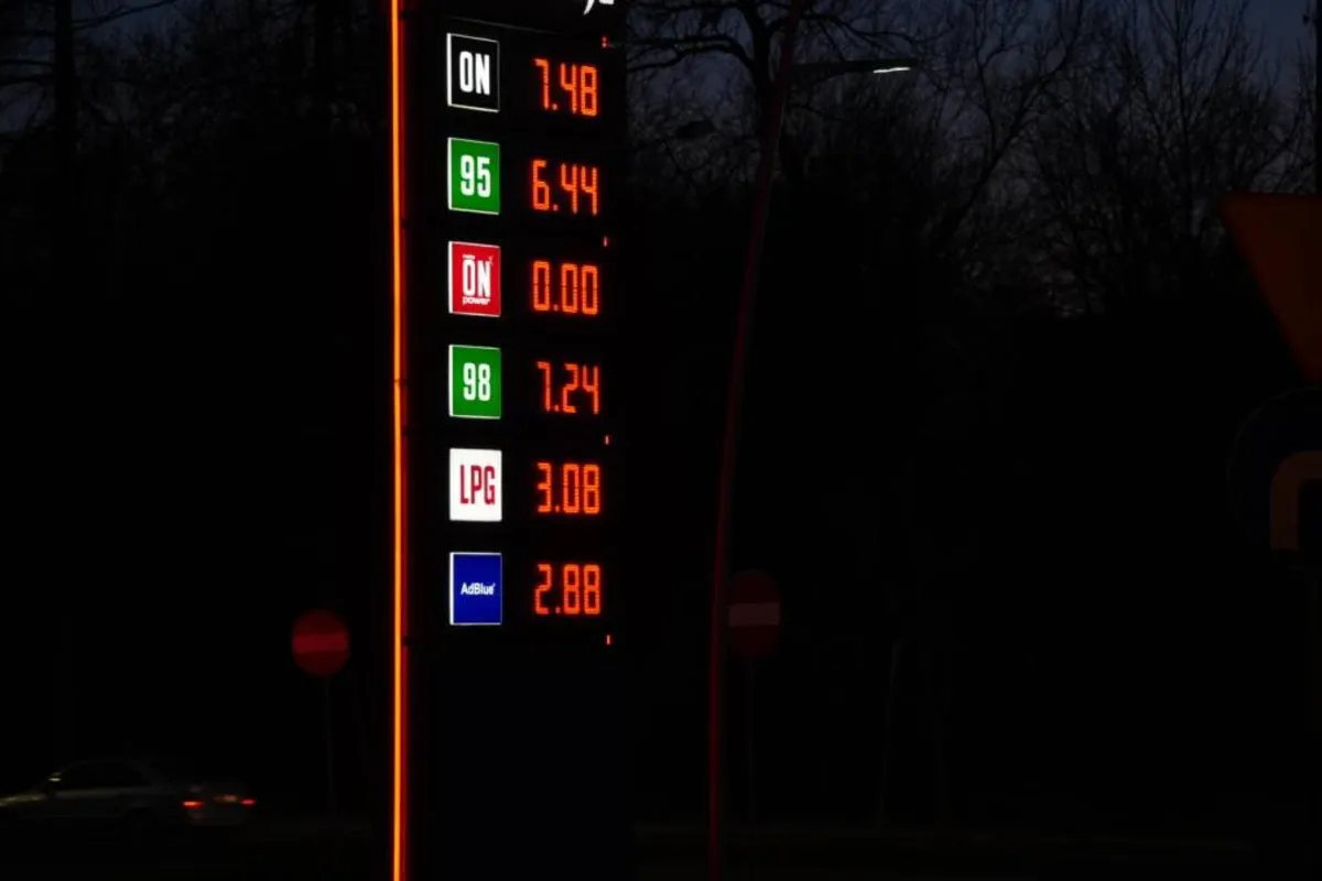 Benzyna ok. 7 zł, diesel prawie 8 zł. "To dopiero początek podwyżek"