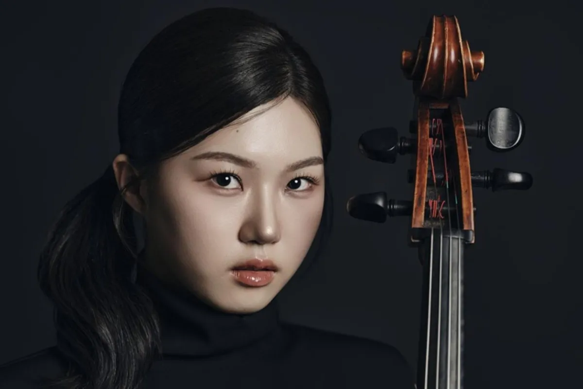 Koncert wiolonczelowy Lutosławskiego w interpretacji Tae-Yeon Kim, zwyciężczyni konkursu jego imienia 