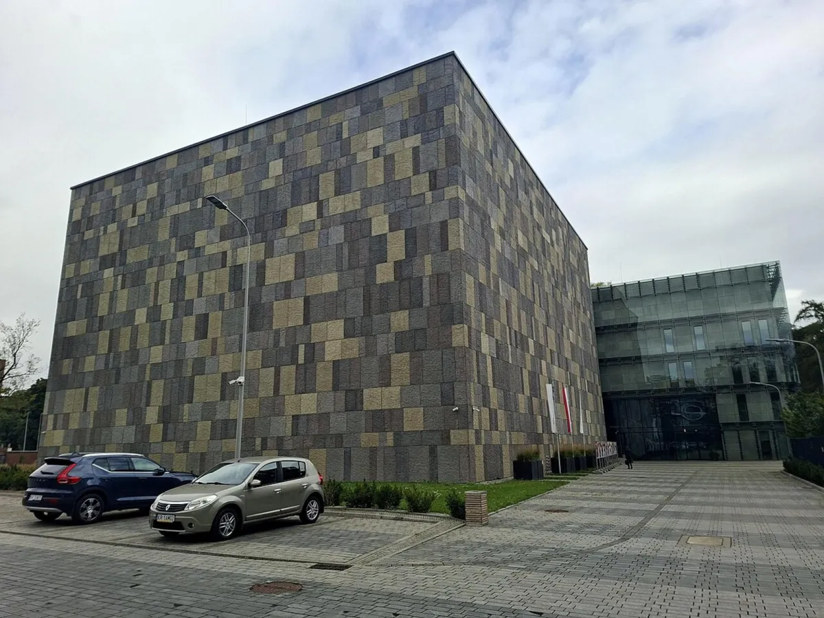 Czy każdy może przeglądać dokumenty w Archiwum Narodowym w Krakowie?