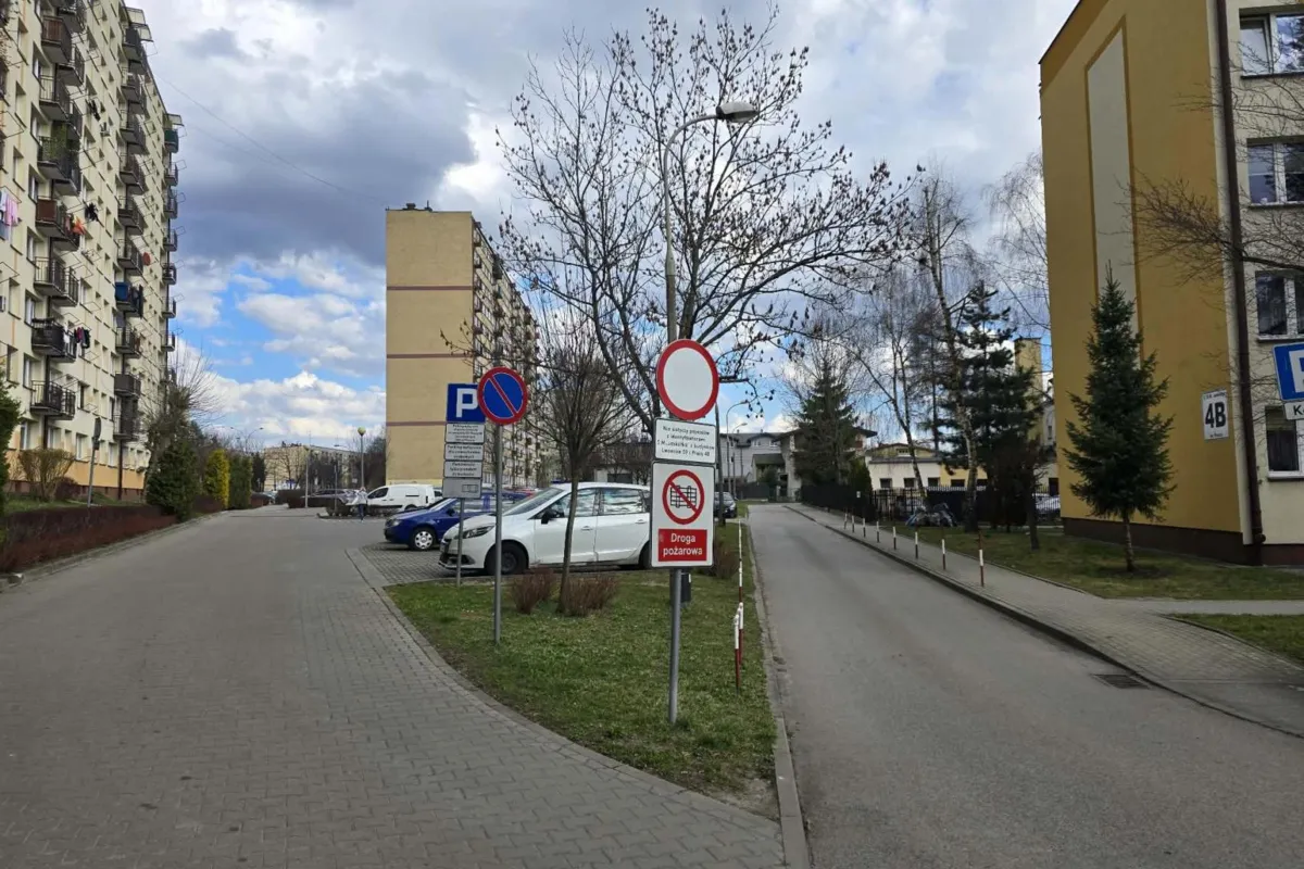 Rodzice kontra spółdzielnia. Spór o dojazd do żłobka w Tarnowie