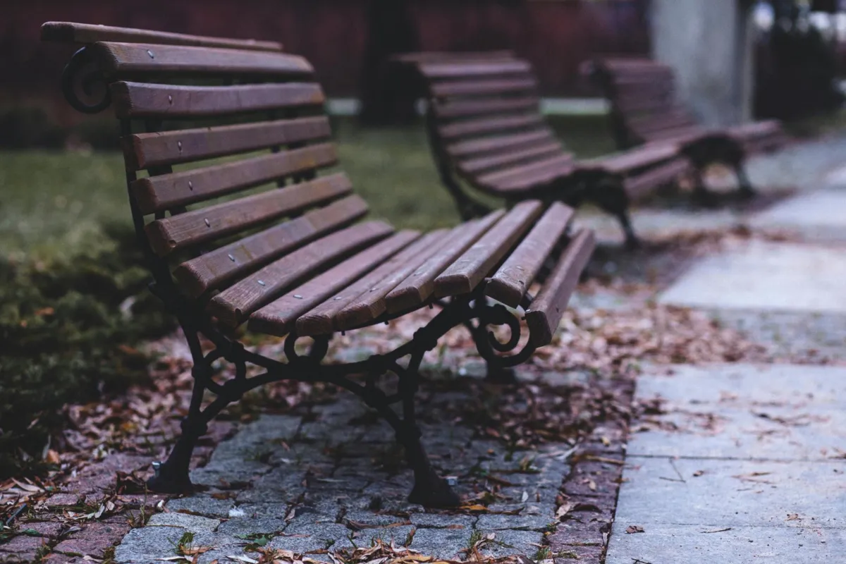 Dłuższe życie, ale mniej relacji. Psycholog o prawdziwym wyzwaniu starości