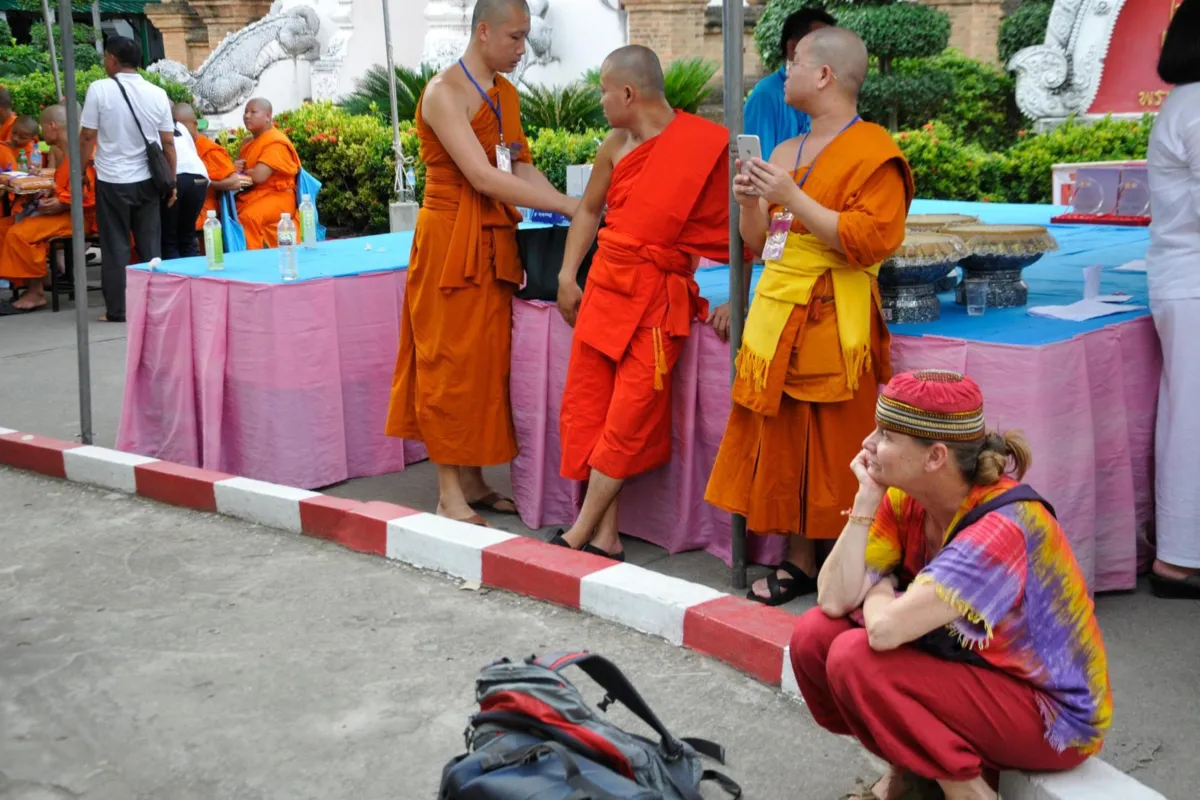 SONGKRAN, NOURUZ I ZIELONY PROROK