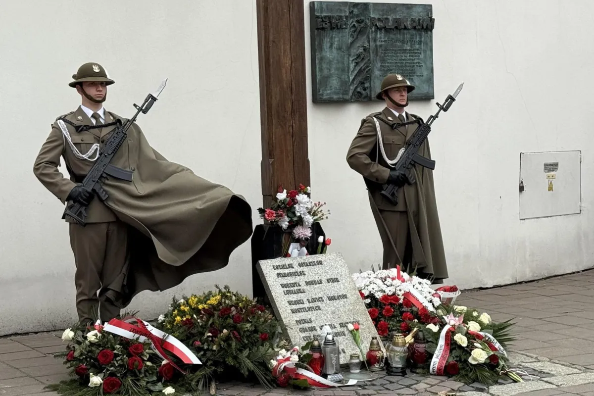 Hołd dla ofiar Katynia w Krakowie. Przypomniano o znaczeniu pamięci
