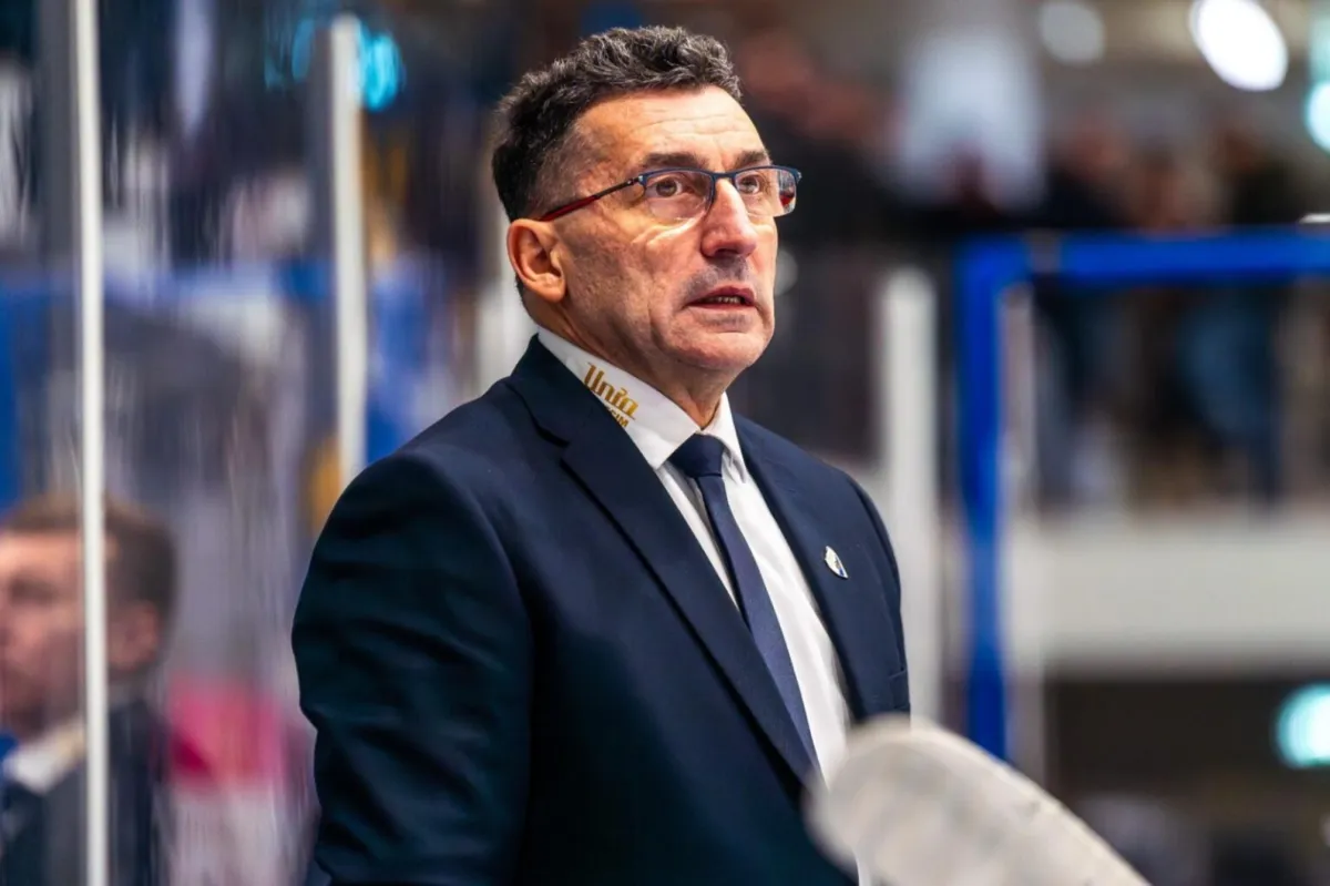 Ekstraliga hokejowa - Kalaber nie jest już trenerem Unii Oświęcim