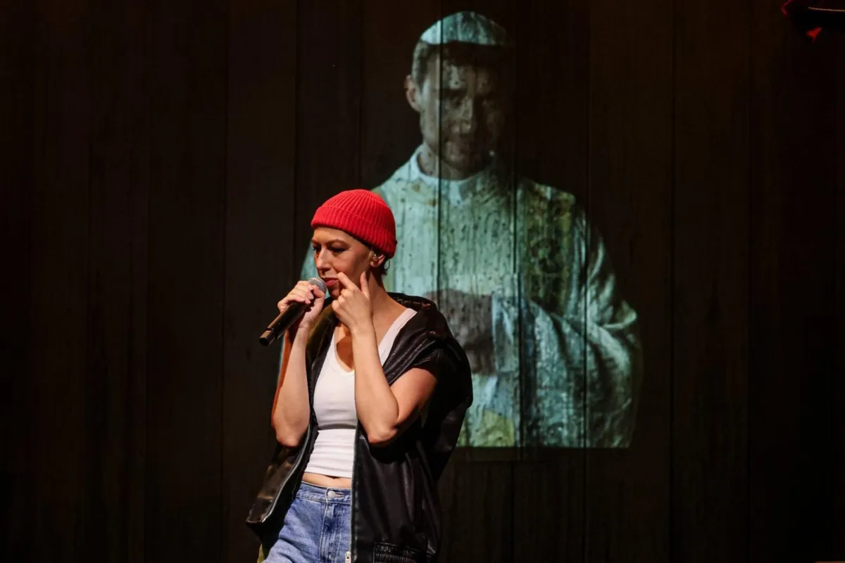 Dojmująca potrzeba miłości czyli rzecz o Sinéad O’Connor. Premiera w Teatrze Nowym Proxima