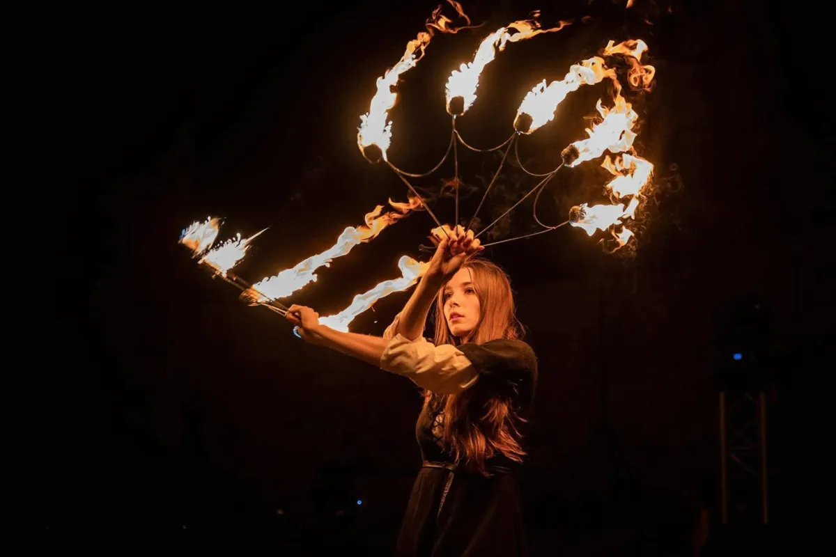 Noc Kupały na Zamku Tenczyn. Będą obrzędy, kwiat paproci i fireshow