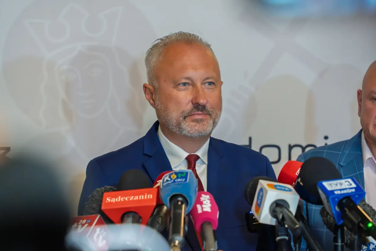 Prezydent Nowego Sącza, Ludomir Handzel, z wotum zaufania