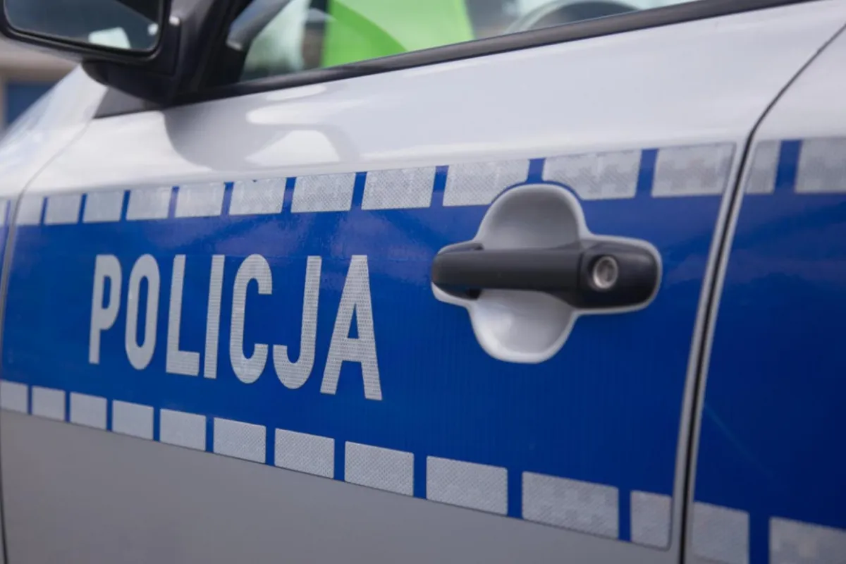 Zderzenie auta z motocyklem na DW 980. Nie żyje motocyklista