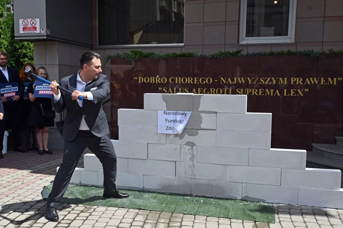 Sławomir Mentzen w Krakowie o reformie ochrony zdrowia. „Trzeba skruszyć ten beton”