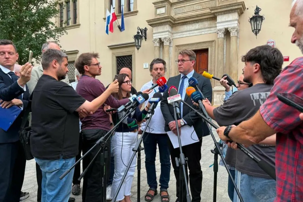 Marian Banaś bez rejestracji, Bartosz Bocheńczak wciąż czeka. Komisja wciąż weryfikuje podpisy