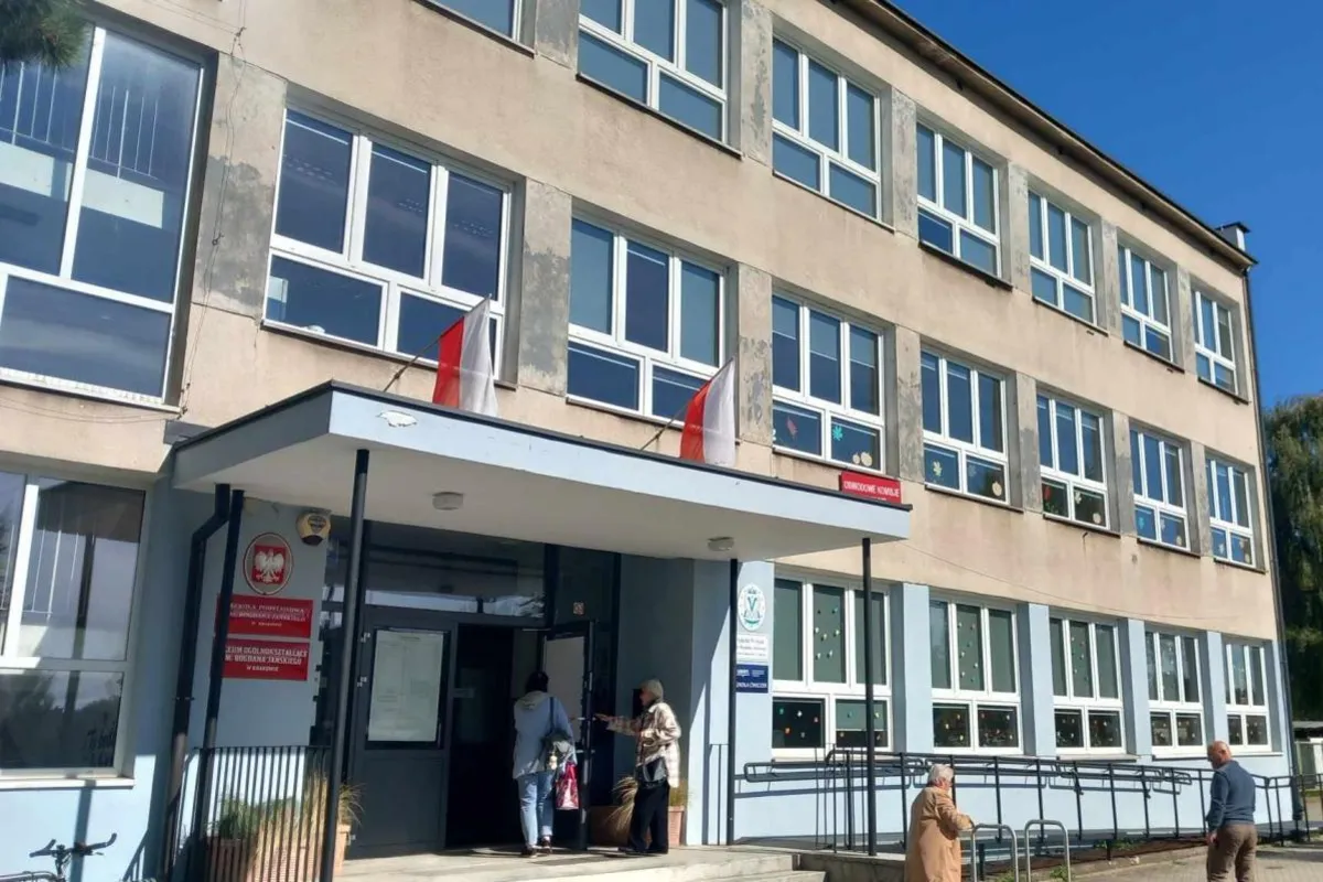Trwają wybory prezydenckie w Krakowie. Doszło do złamania ciszy wyborczej