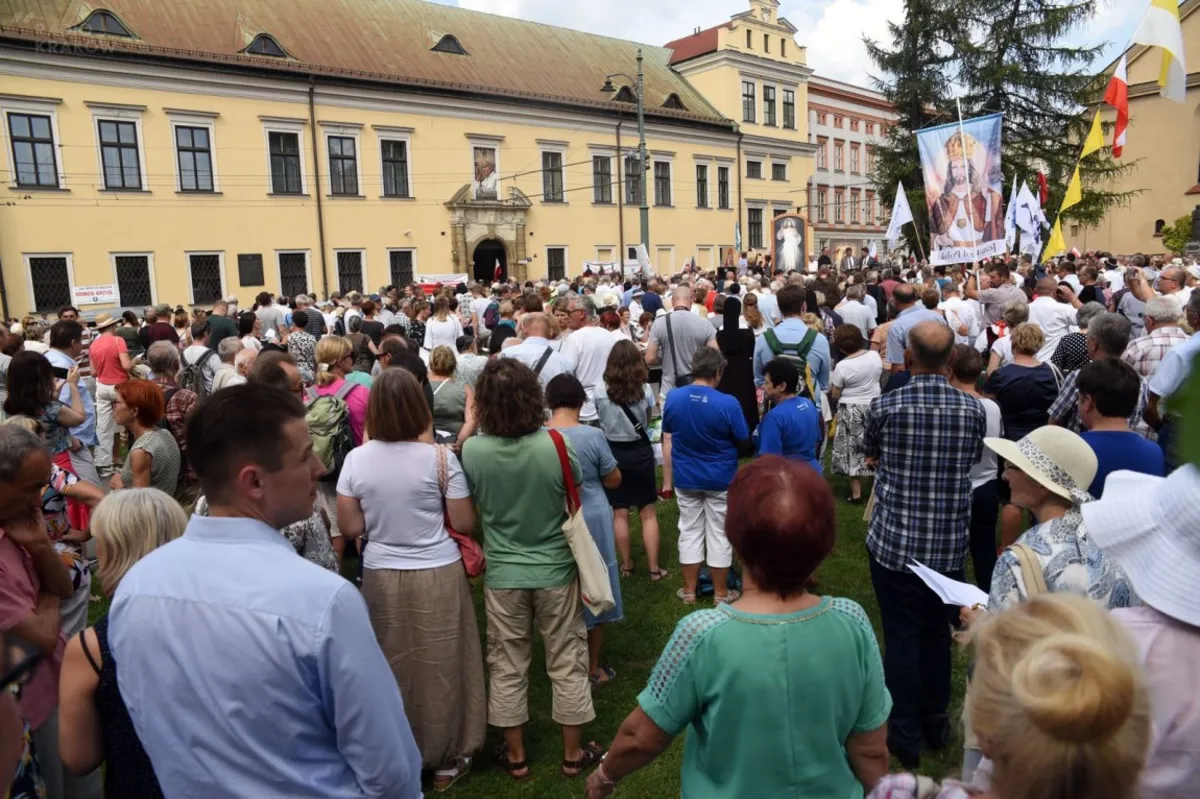 Spotkanie modlitewne w intencji arcybiskupa Marka Jędraszewskiego