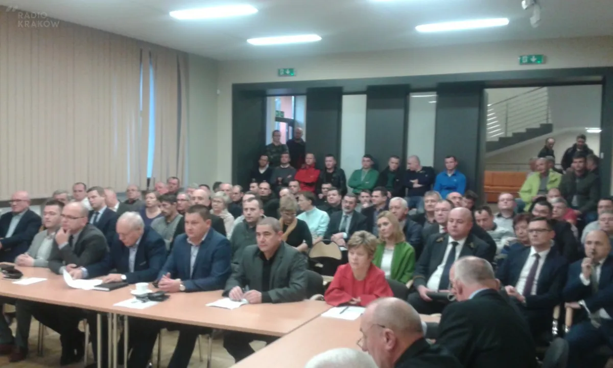 W Libiążu odbyła się nadzwyczajna sesja ws. wstrząsów. Wiceprezes Tauronu: "Przepraszam"