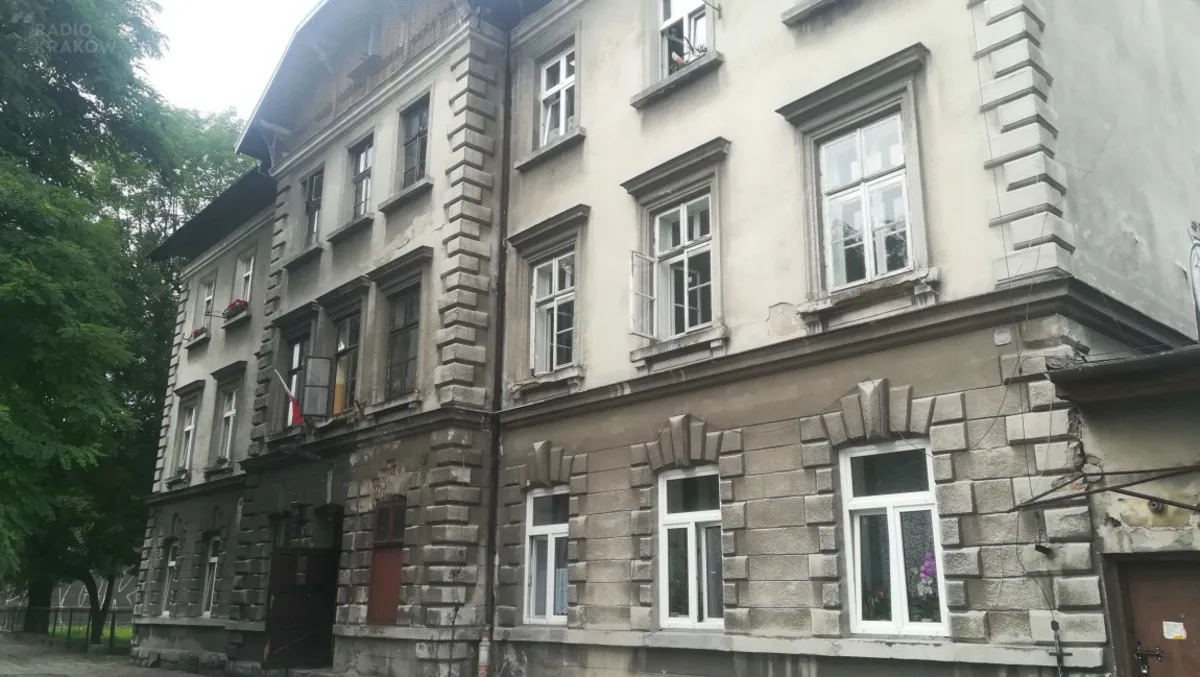 Zimne grzejniki zimą? Tego obawiają się mieszkańcy jednej z kamienic w krakowskim Płaszowie