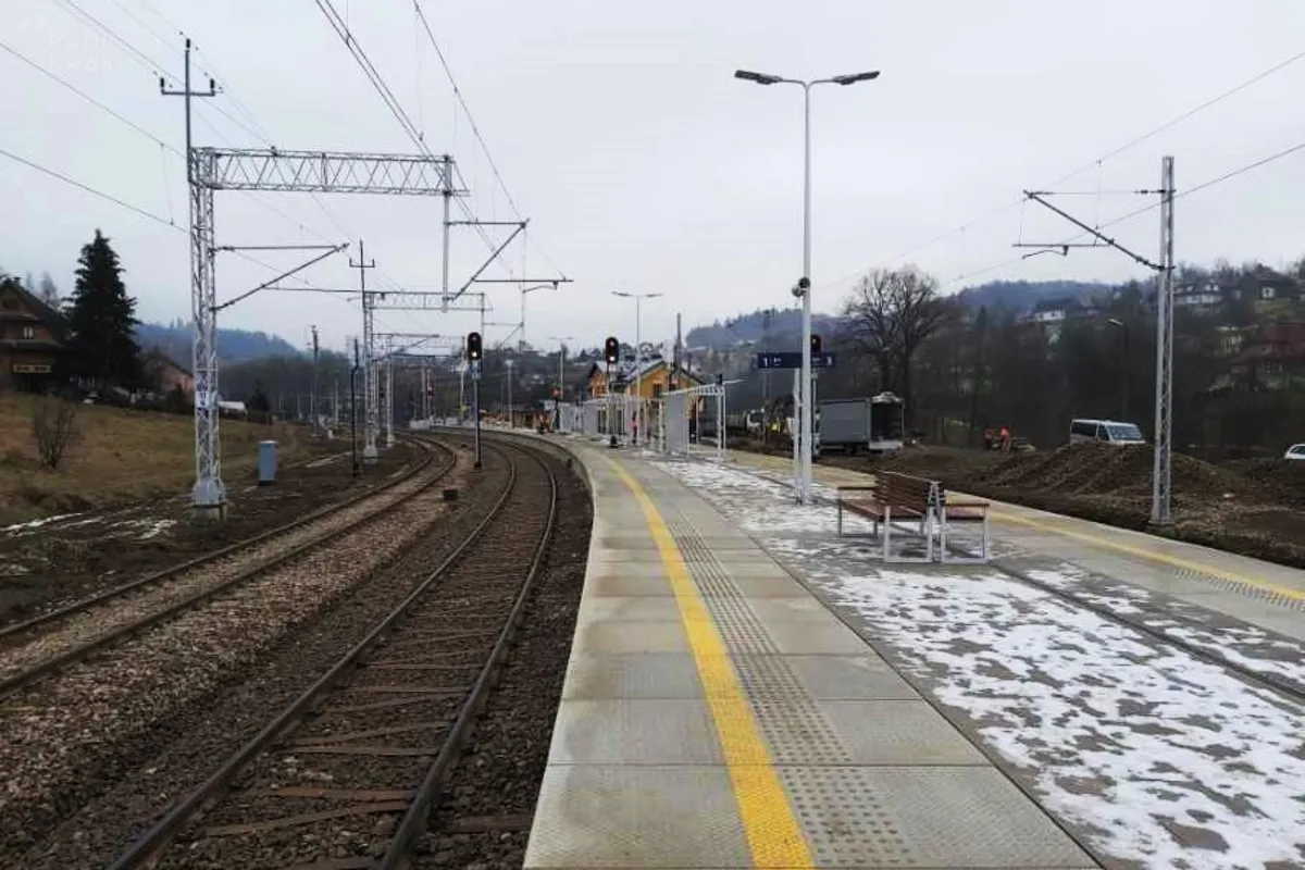 Od soboty pociągi wróciły na modernizowany odcinek trasy Kraków - Zakopane