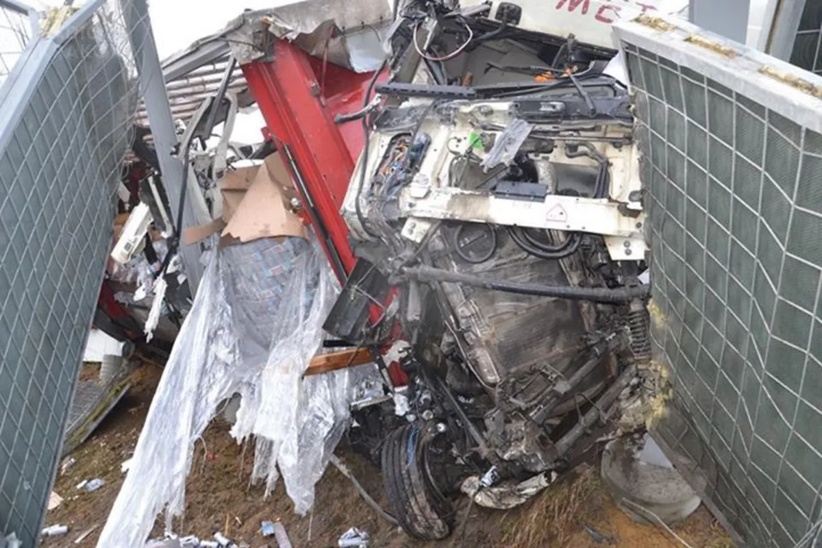 Wypadek ciężarówki na autostradzie A4 koło Bochni