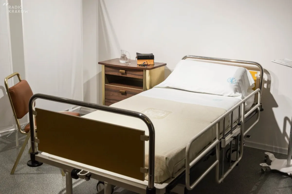 Pokój Jana Pawła II z kliniki Gemelli można zobaczyć w Wadowicach