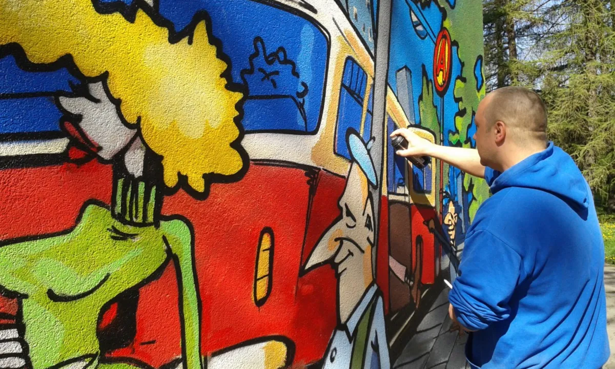 Kolejny nowohucki mural jest już prawie gotowy