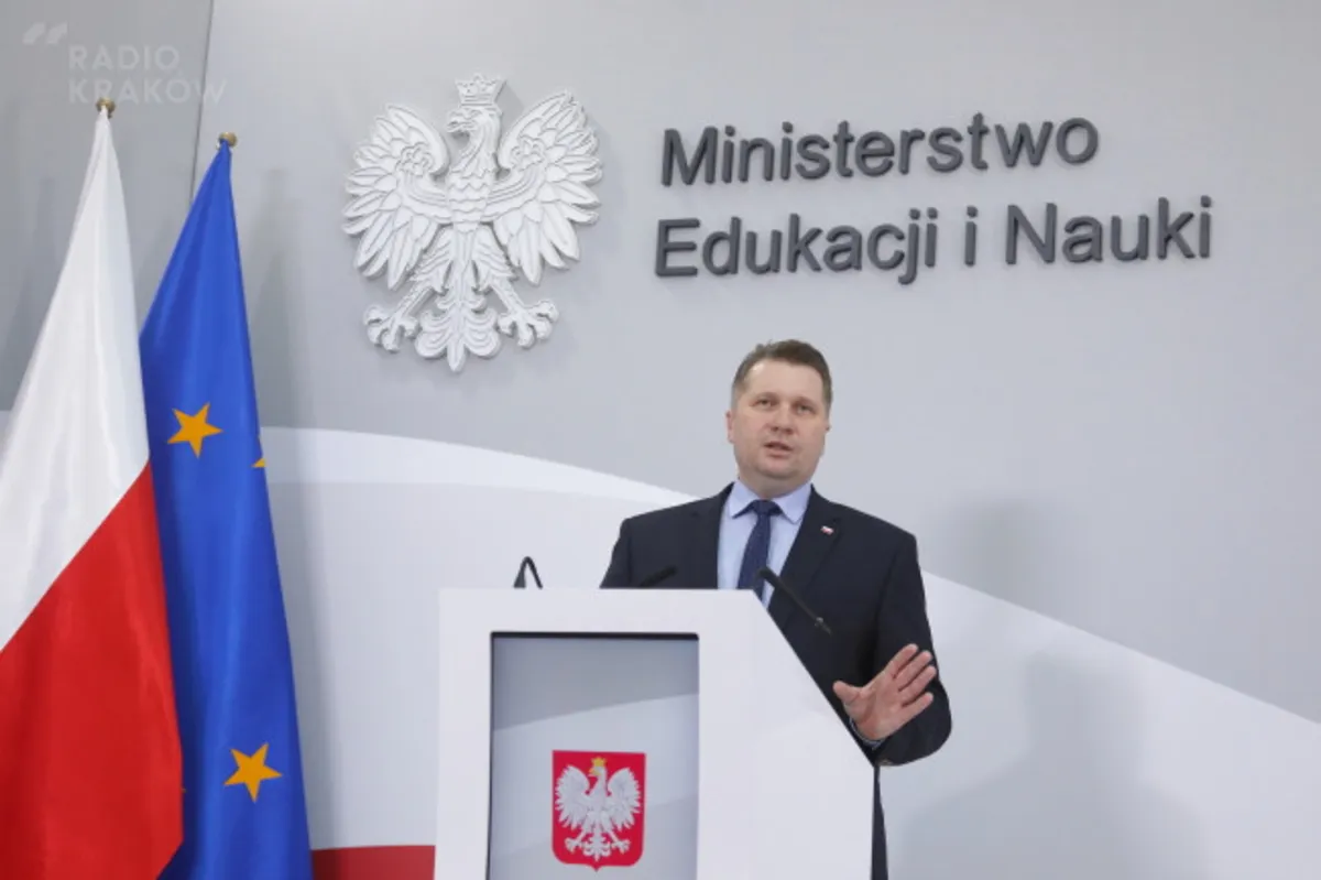 Minister Czarnek: Przygotowujemy pięć wariantów dot. nauki w szkołach