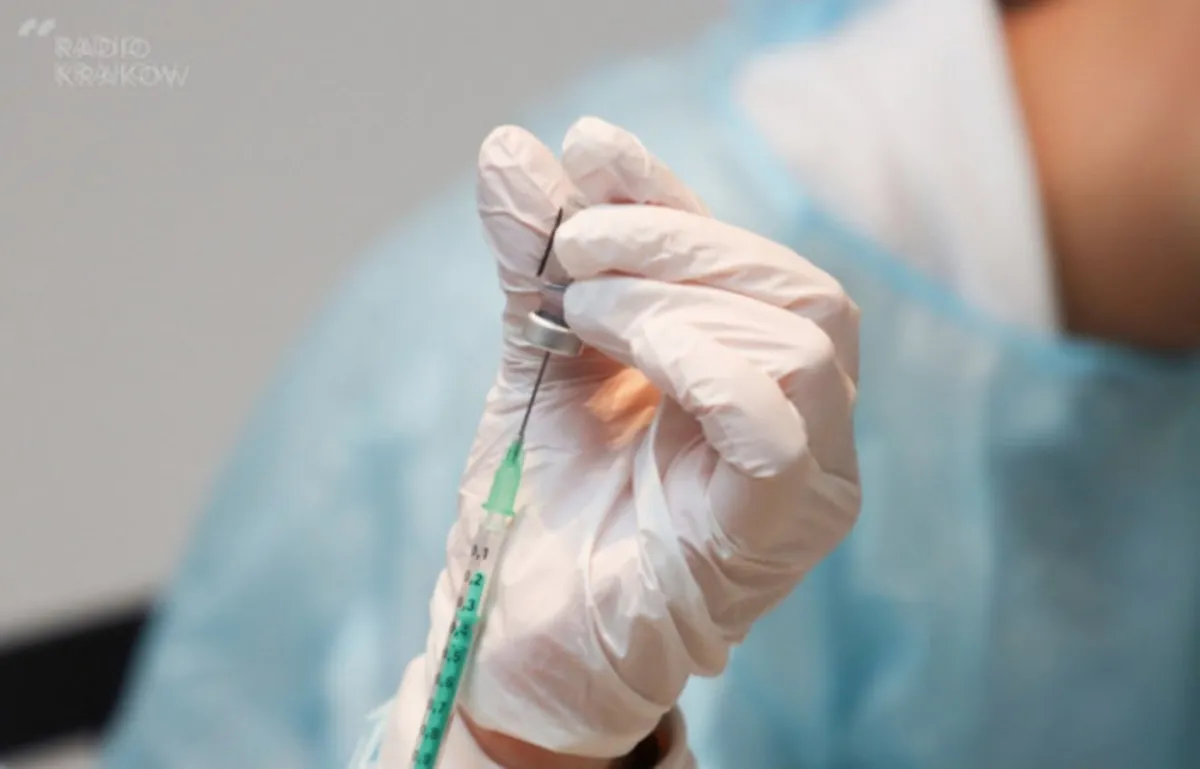 Szczepionka AstraZeneca dla osób do 65. roku życia