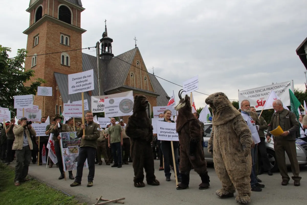 Protest na zakopiance 27.06.15 fot: Przemek Bolechowski