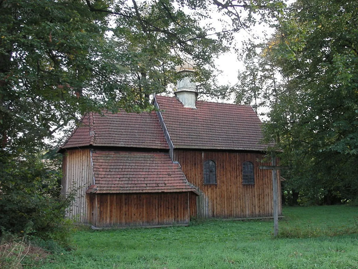 Nagroda za ratowanie zabytków architektury drewnianej dla komitetu ratowania kościółka w Tłuczani