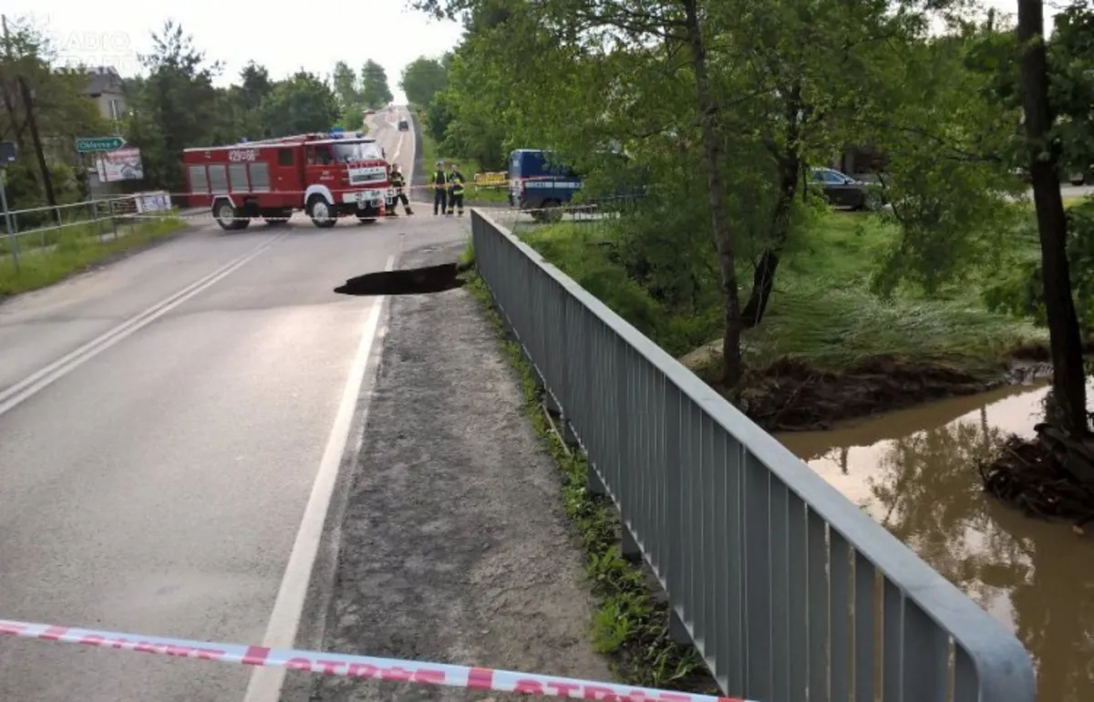 Uszkodzony podczas nawałnicy most w Alwerni w końcu został otwarty