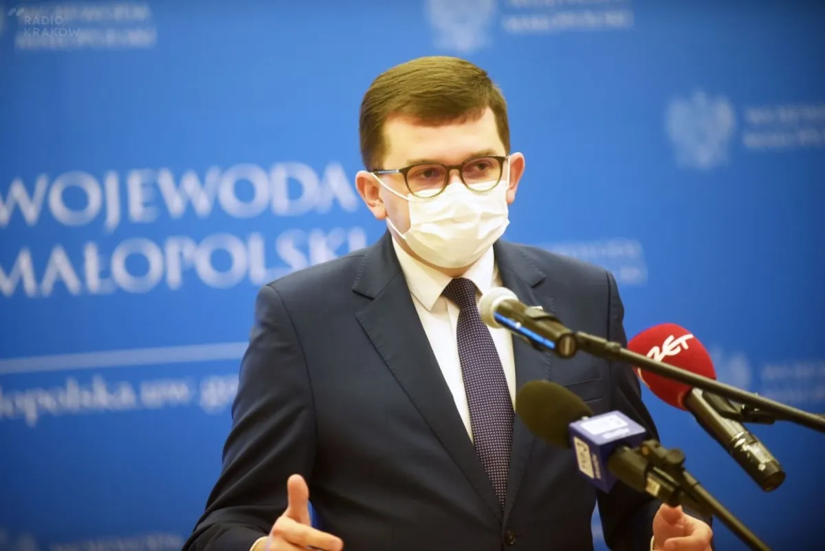 Wojewoda: Po kilku ciężkich dniach sytuacja w szpitalach się stabilizuje