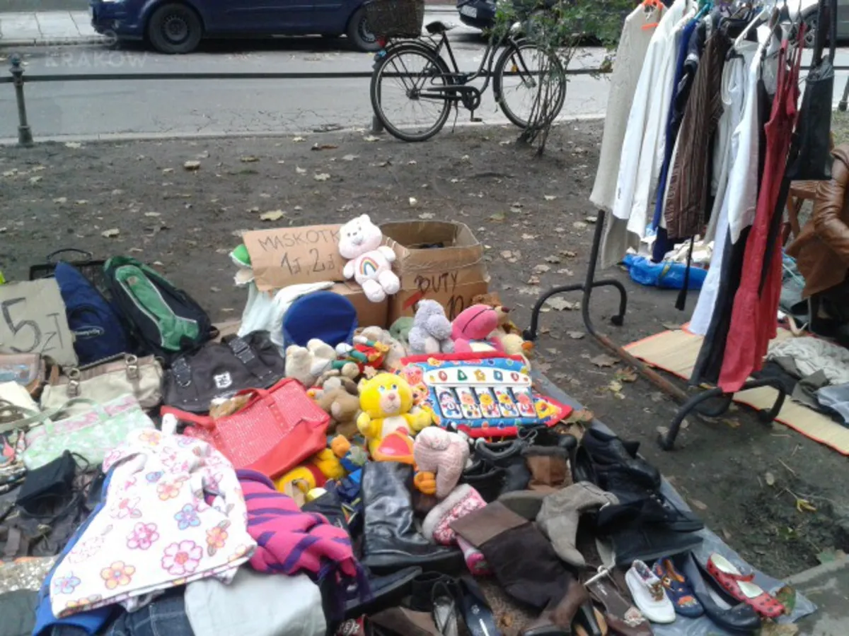 Wyprzedaż garażowa na pl. Biskupim