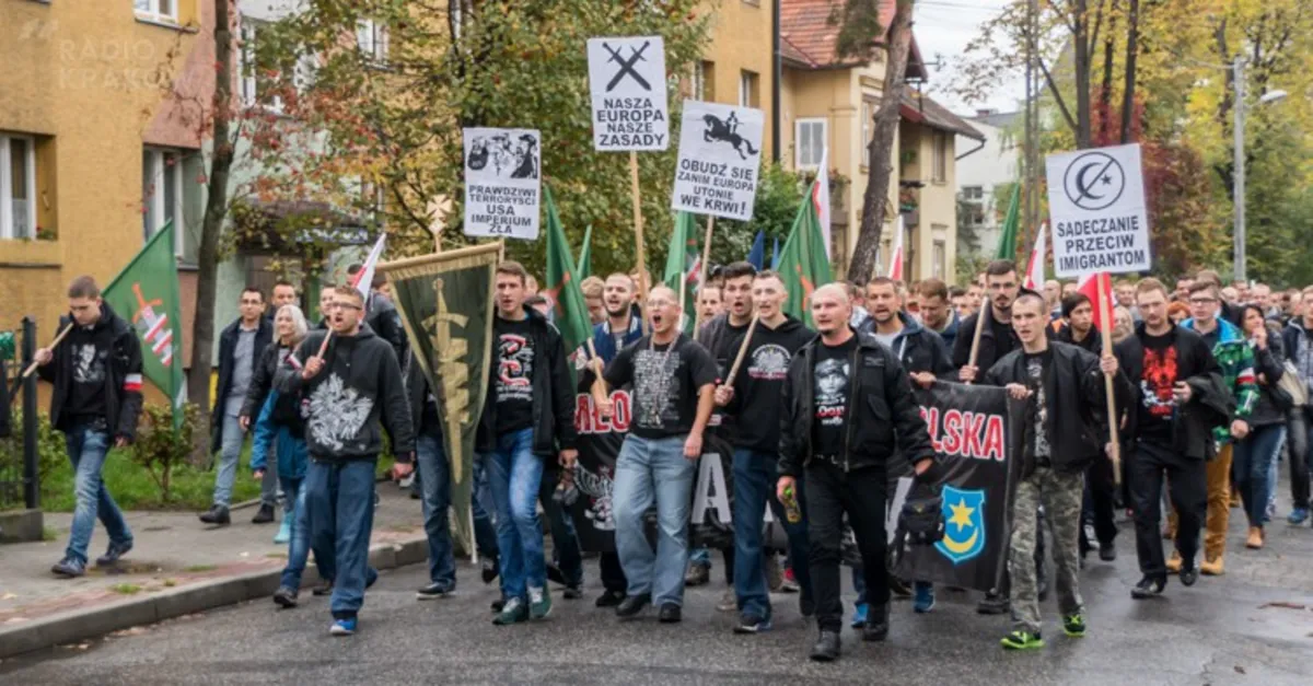 Manifestacja przeciw imigrantom N.Sącz 17.1015 - fot: Bartosz Niemiec