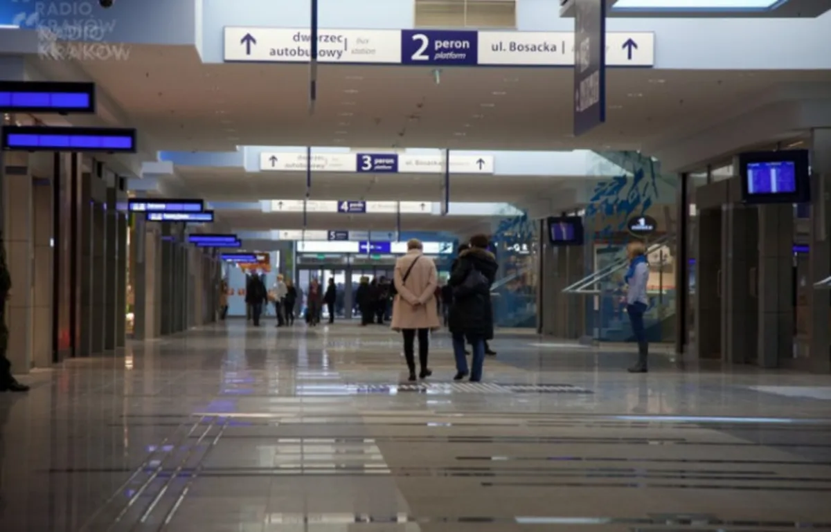 Duże utrudnienia w ruchu pociągów na stacji Kraków Główny. Ruszyła wymiana ważnego systemu