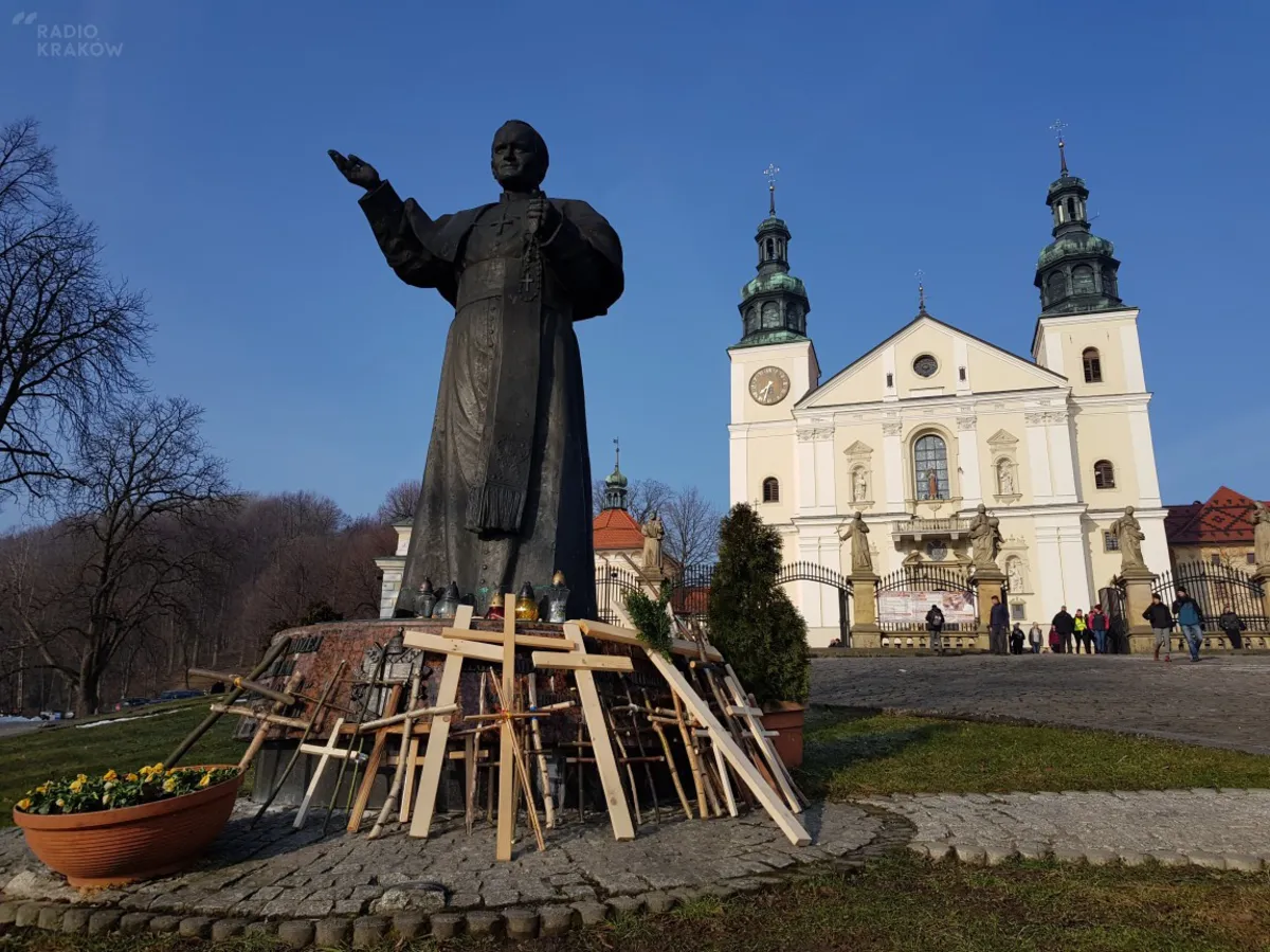 Uczestnicy Ekstremalnej Drogi Krzyżowej dotarli do celu zmęczeni, ale silniejsi