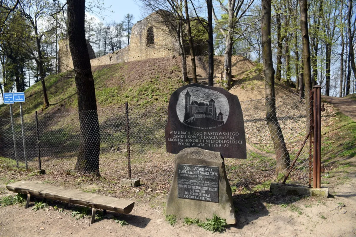 Archeologowie wracają na zamek w Lanckoronie. ZDJĘCIA
