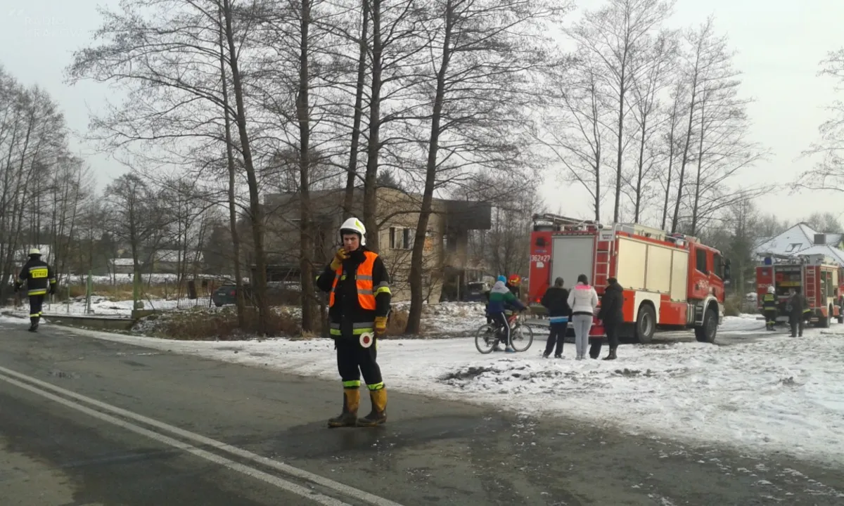 Pożar w Woli Rzędzińskiej 17.01.16  fot: Bartek Maziarz