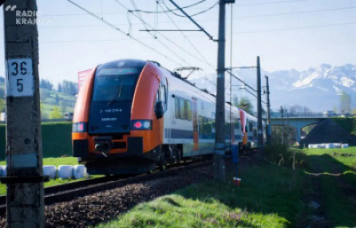 Opóźnienia pociągów po awarii na trasie Kraków - Zakopane