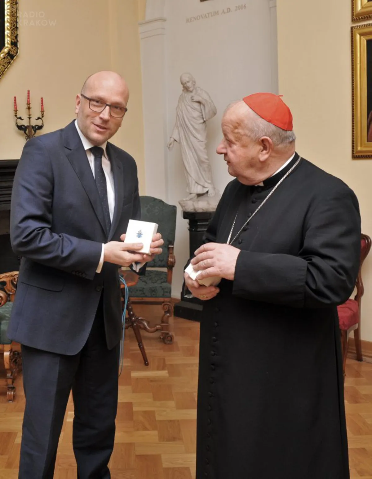Kardynał Stanisław Dziwisz w specjalnym wywiadzie dla Radia Kraków