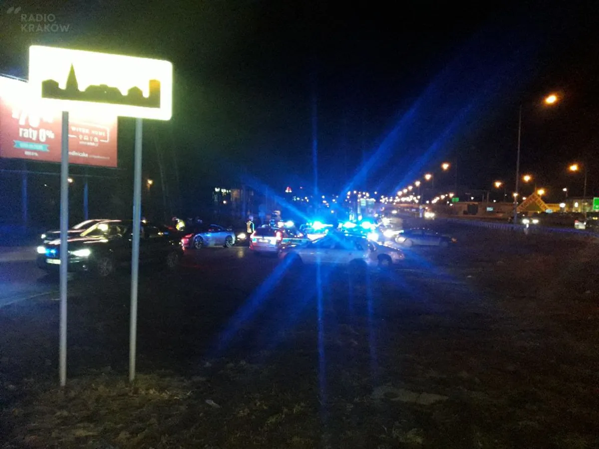 Policjanci z grupy SPEED zapobiegli nielegalnym wyścigom