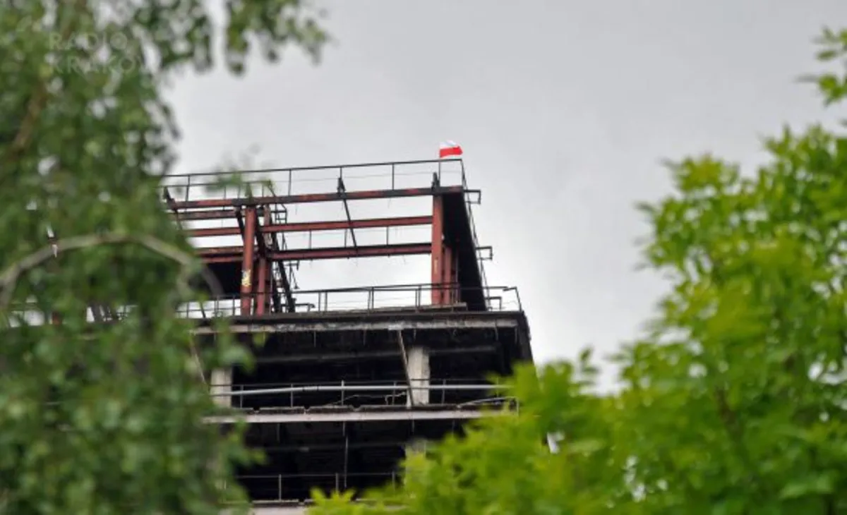 Raport z wyburzania i przebudowy Szkieletora