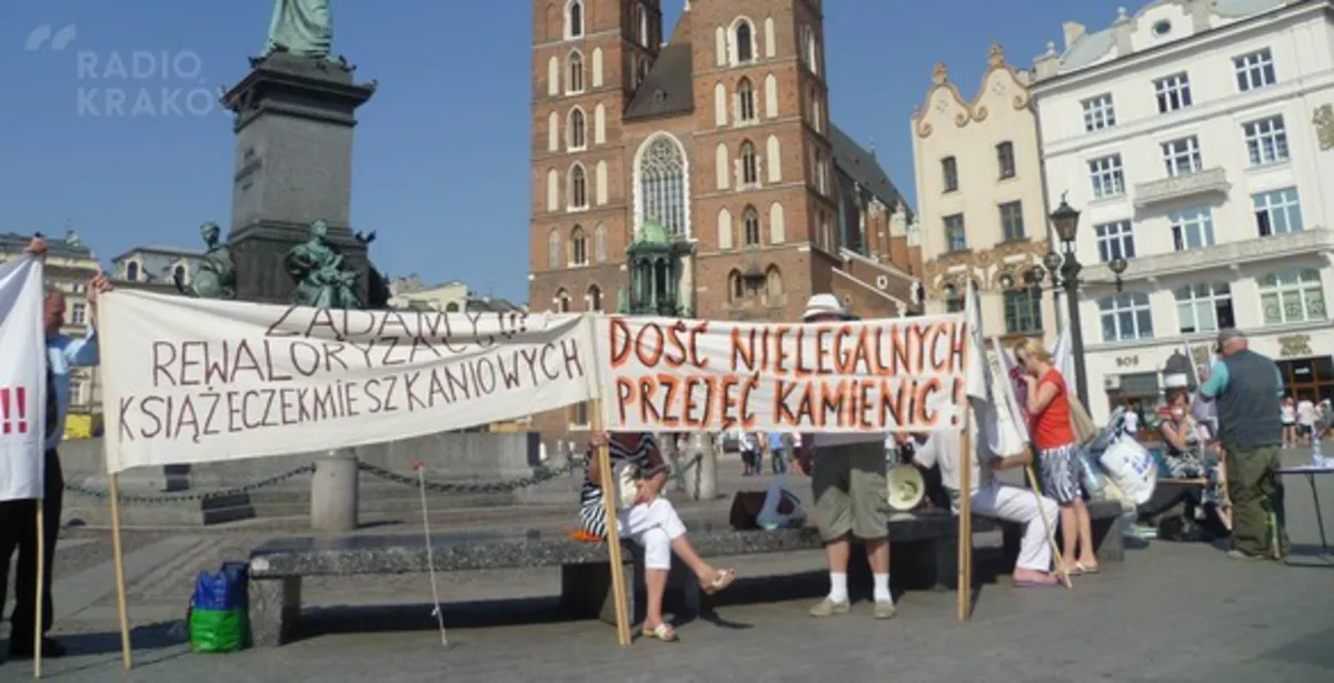 Kolejny protest na krakowskim rynku