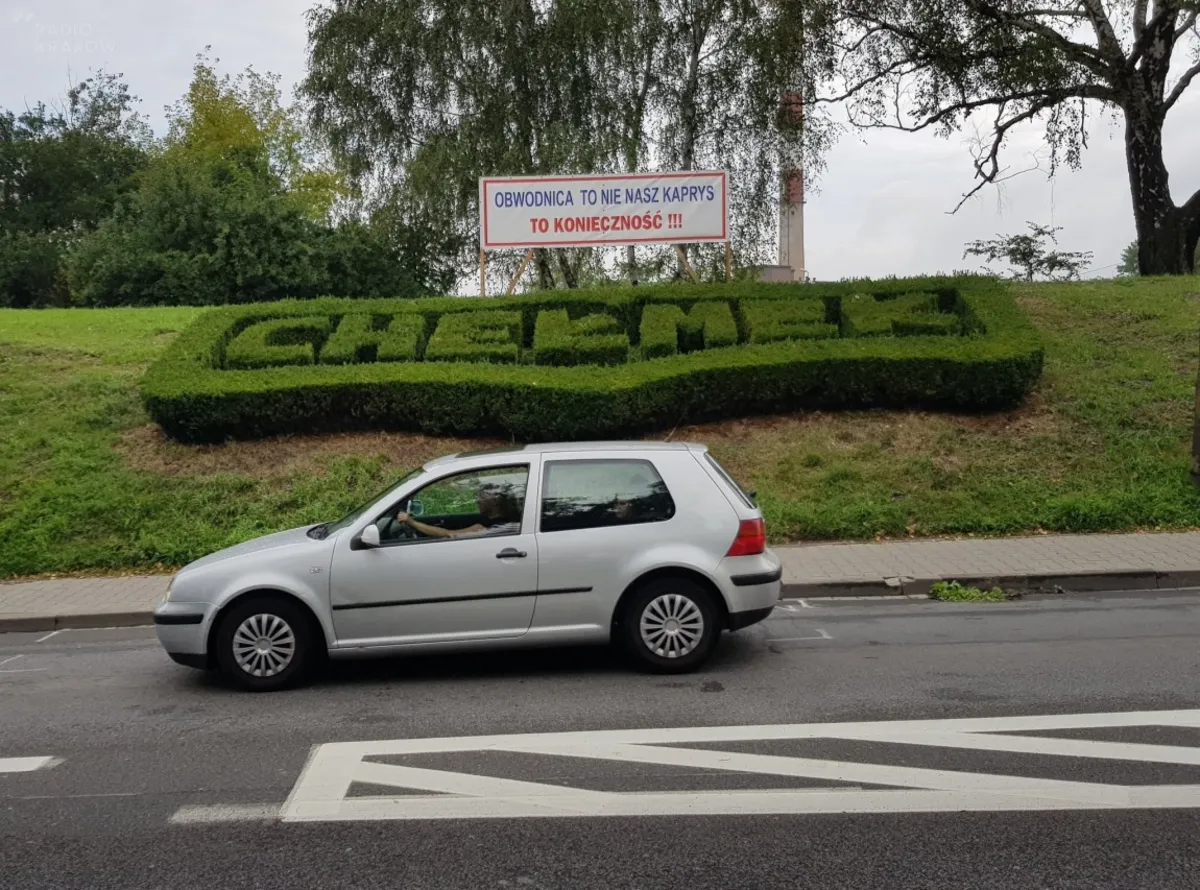 Mieszkańcy Chełmka i Podolsza domagają się budowy obwodnic
