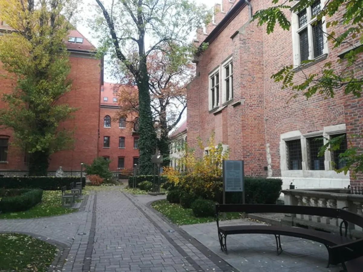 Krakowskie uczelnie przedłużyły zdalne nauczanie