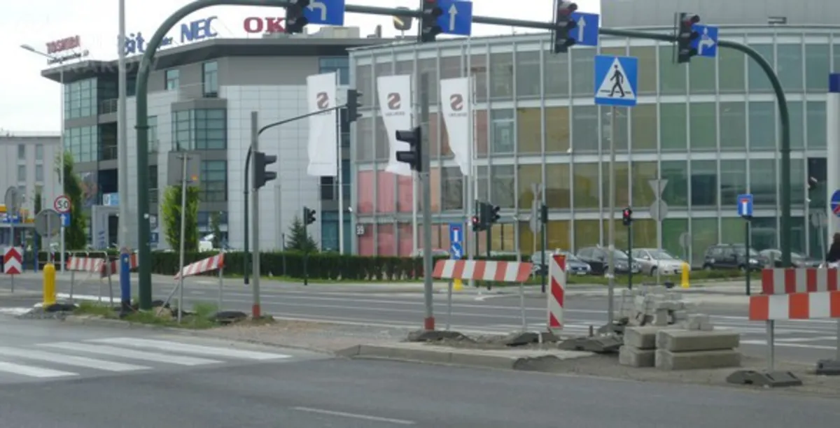 Kłopoty z dokończeniem remontu ulicy Conrada w Krakowie