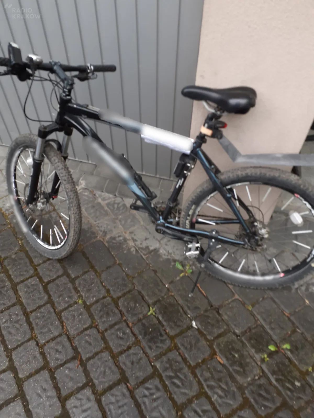 Policjanci zatrzymali złodziejską szajkę i odzyskali skradzione jednoślady. ZDJĘCIA