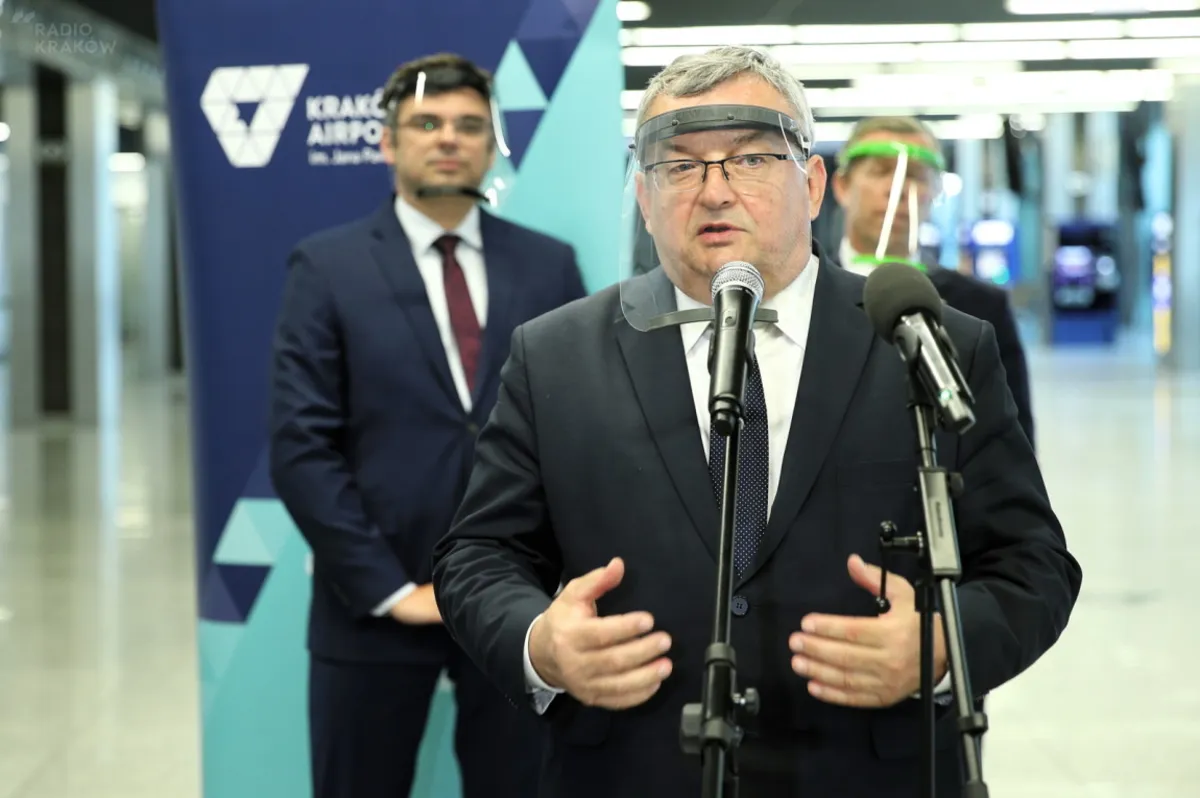 Krakowskie lotnisko rozbudowuje parking dla samolotów