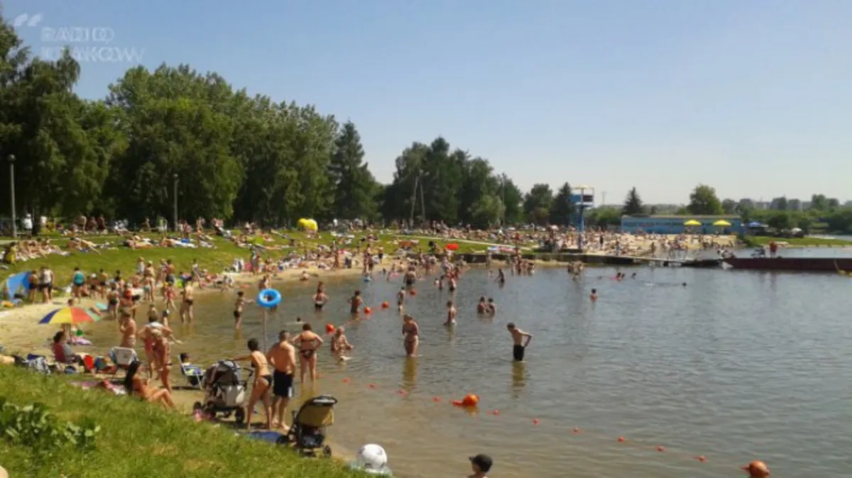 Kraków: Tłumy na Bagrach