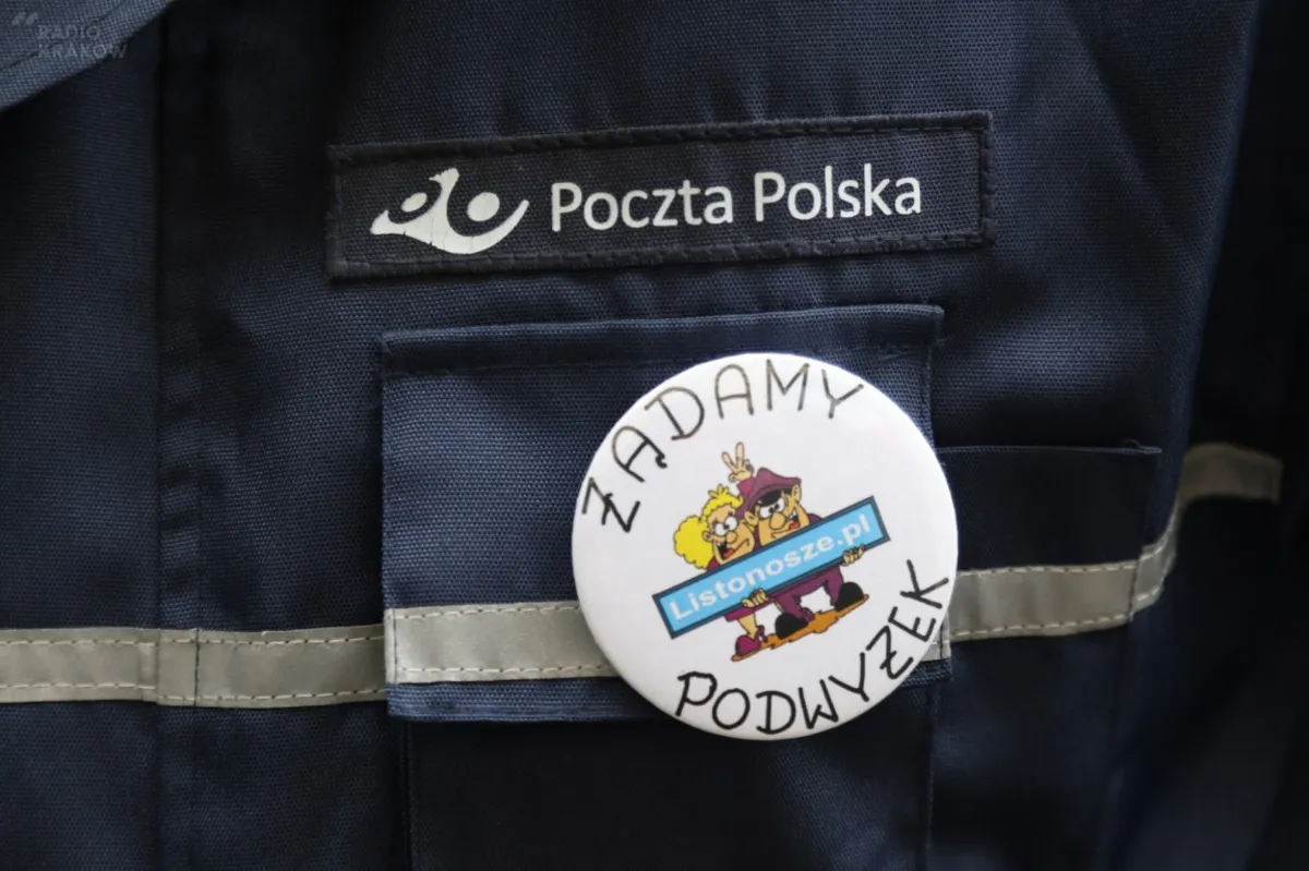 Protest pracowników Poczty Polskiej w Krakowie